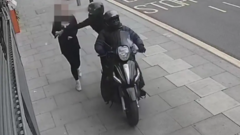 Apple and Google clash with police and MPs over phone thefts