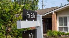 Trump backs ban on institutional investor home purchases