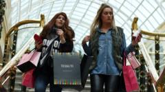 Demand for online jewellery boosts December retail sales
