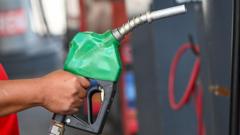 Fuel prices begin to fall in Ireland after excise duty cuts
