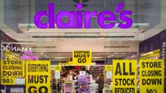 Claire’s closes all 154 stores in UK and Ireland with loss of 1,300 jobs
